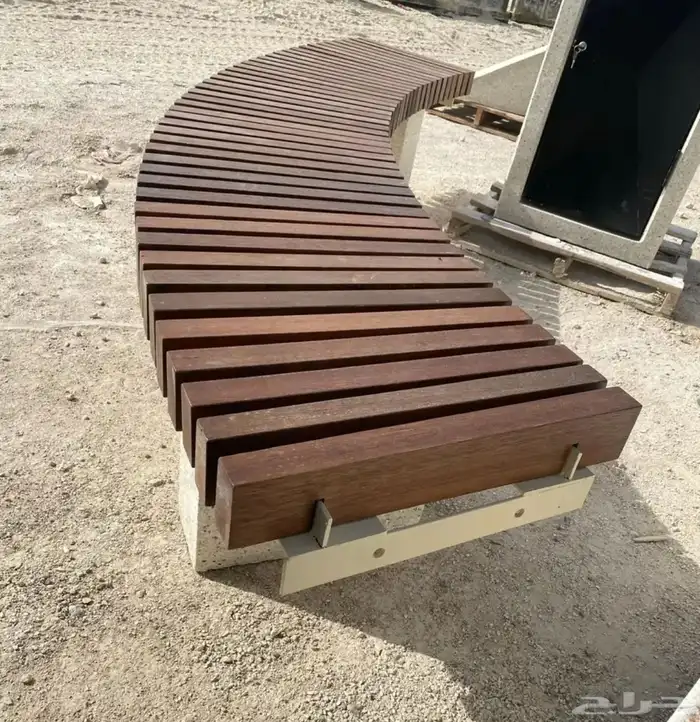 كراسي خرسانية احواض زهور سلات نفايات مصدات تجميلية بريكاست 44