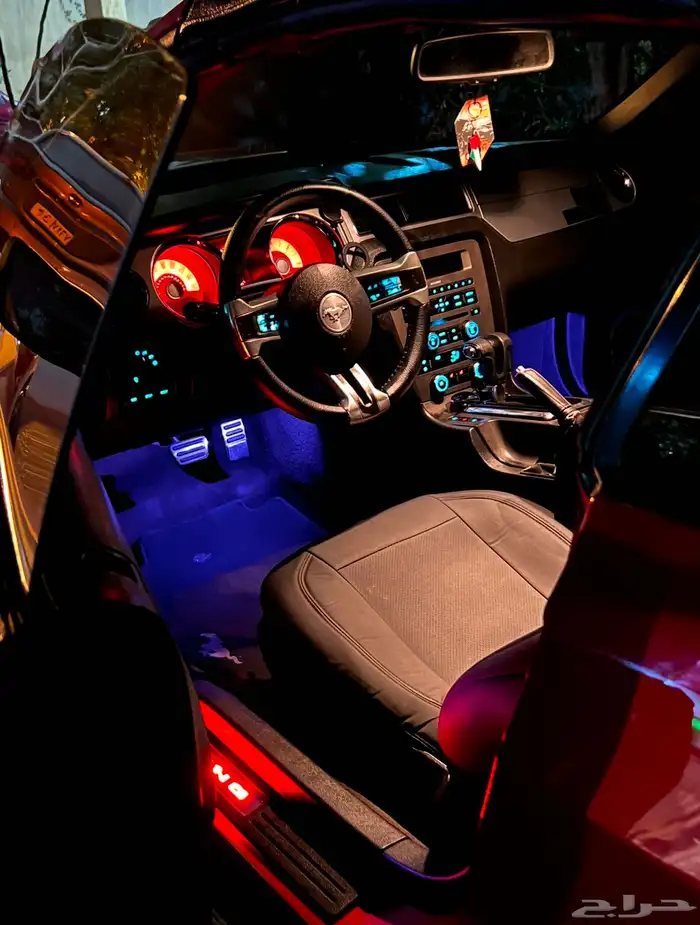 فورد موستنج 2011 V6 17