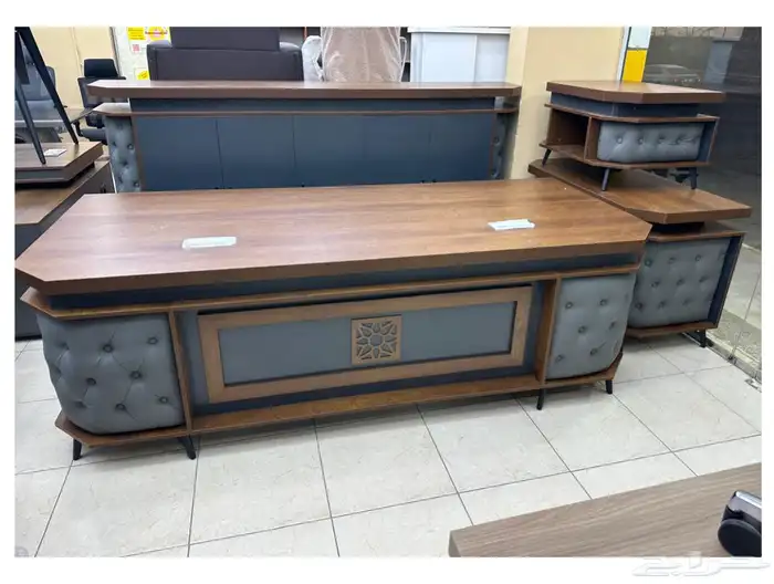 مكاتب كراسي دواليب طاوله اجتماعات طقم كنب و مكتب فخم مودرن 6
