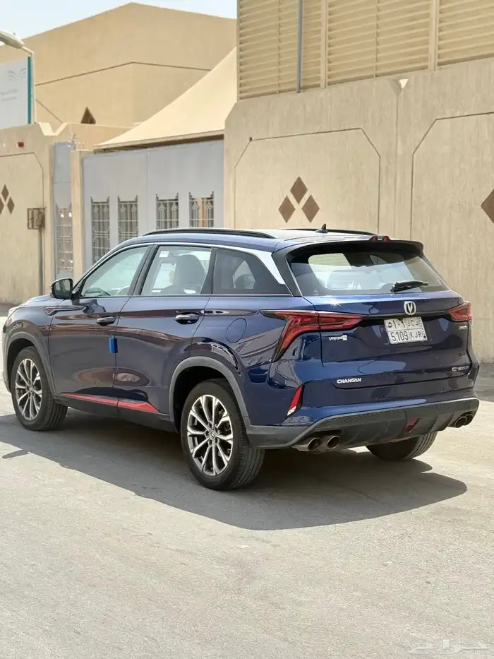 للبيع شانجان 2023 CS75 6