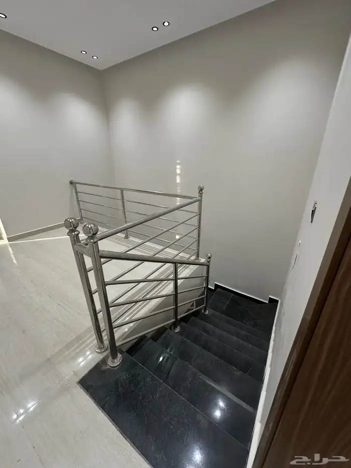 شقق دبلكسيه فاخره 4 غرف نوم 9