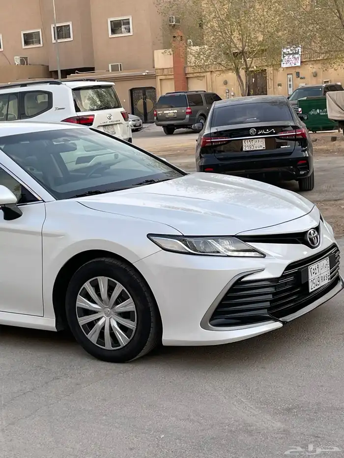 كامري 2021 ابيض لولوي استاندر 14