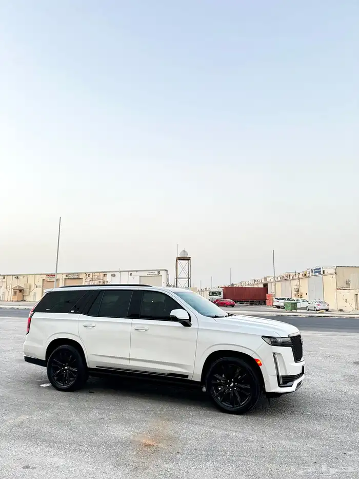 للبيع اسكاليد سبورت بلاتينيوم ضمان الى 2030 ممشى قليل 4