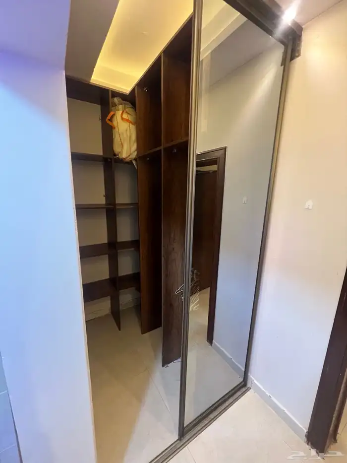 اثاث غرفة استديو للبيع العقيق 15