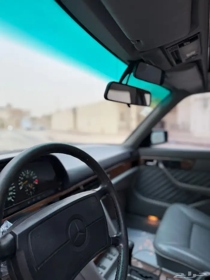 للبيع مرسيدس 560 SEL 27
