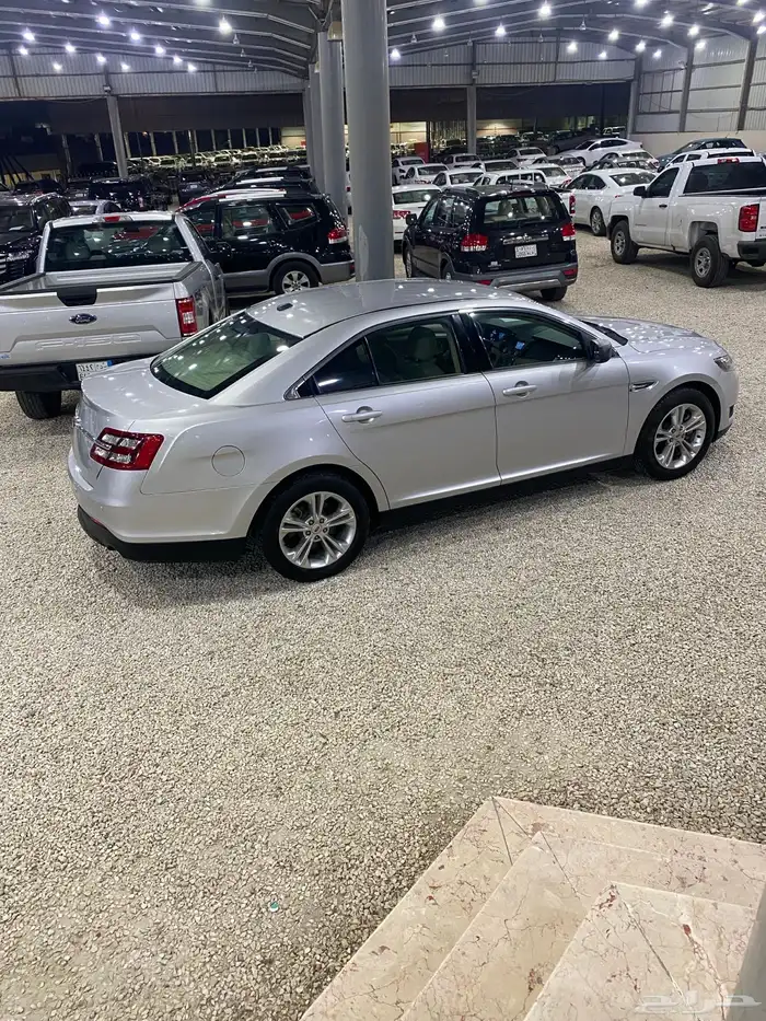 فورد تورس 2018 مخزنه ماشية 79000 3