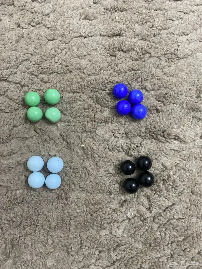 طاولة لعب جيكارو 1