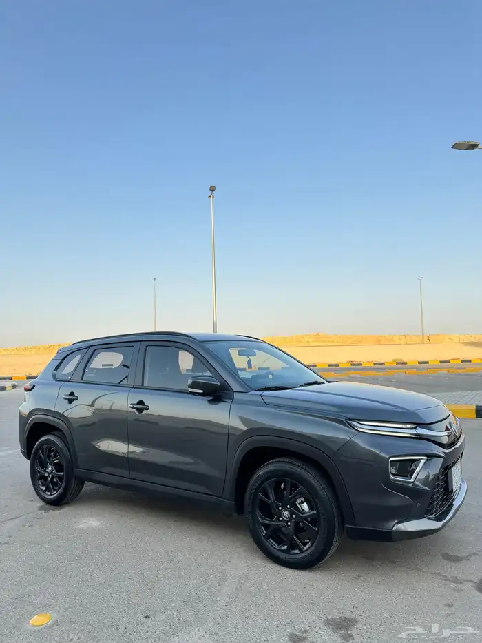 اوربان كروزر 2025 شبه الاصفار 9