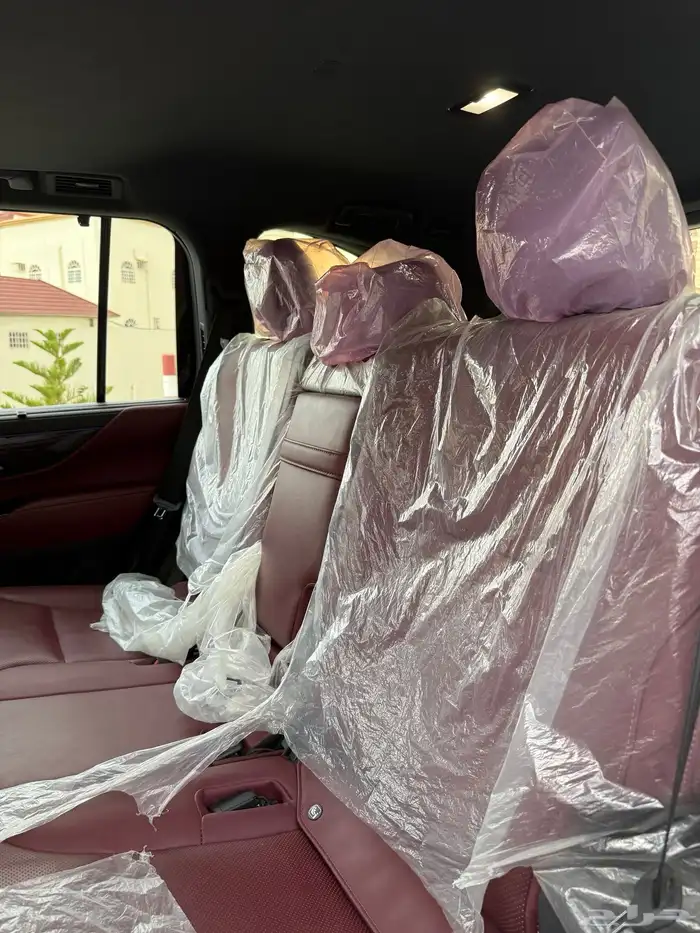 لكزس LX600 2024 فل كامل عداد 84 الف وكالة شرط 20