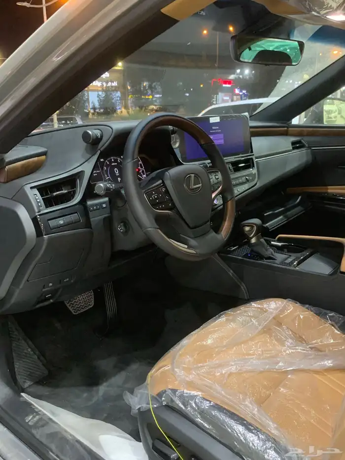 لكزس ES350 CC بريمي 2025 12