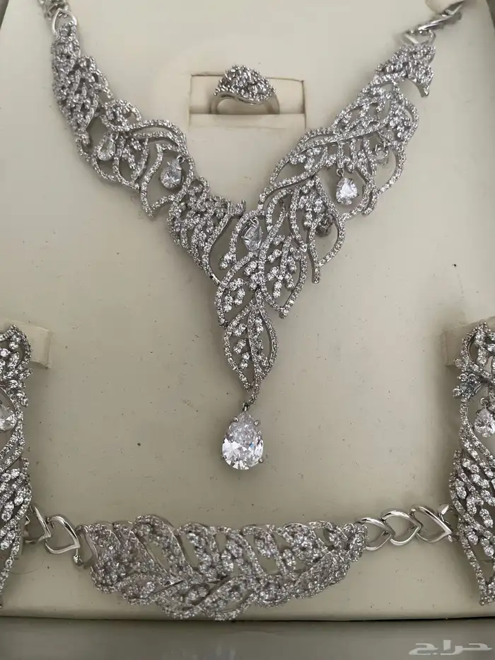 اكسسوار. عروس. فخم. زريكون 1