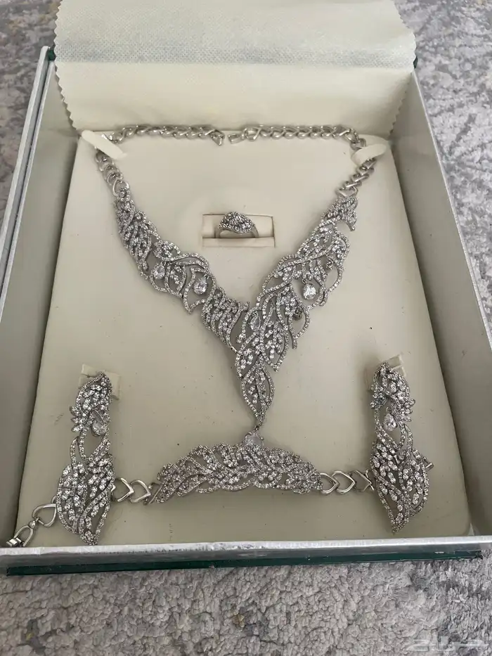 اكسسوار. عروس. فخم. زريكون 0