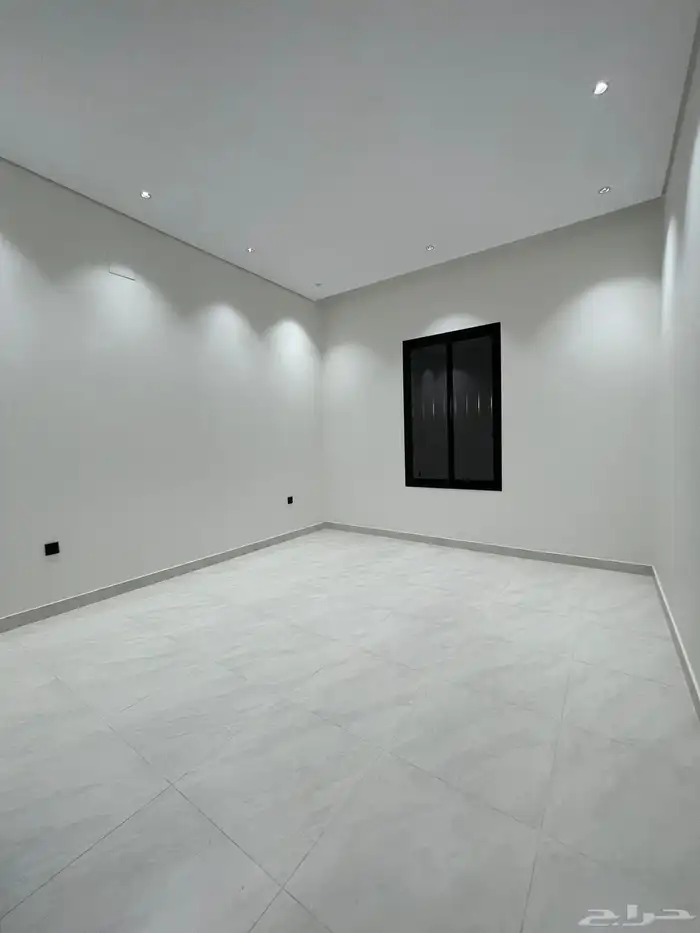 للبيع شقق روف أرضي وعلوي تشطيب راقي بالمحاله ابها 10