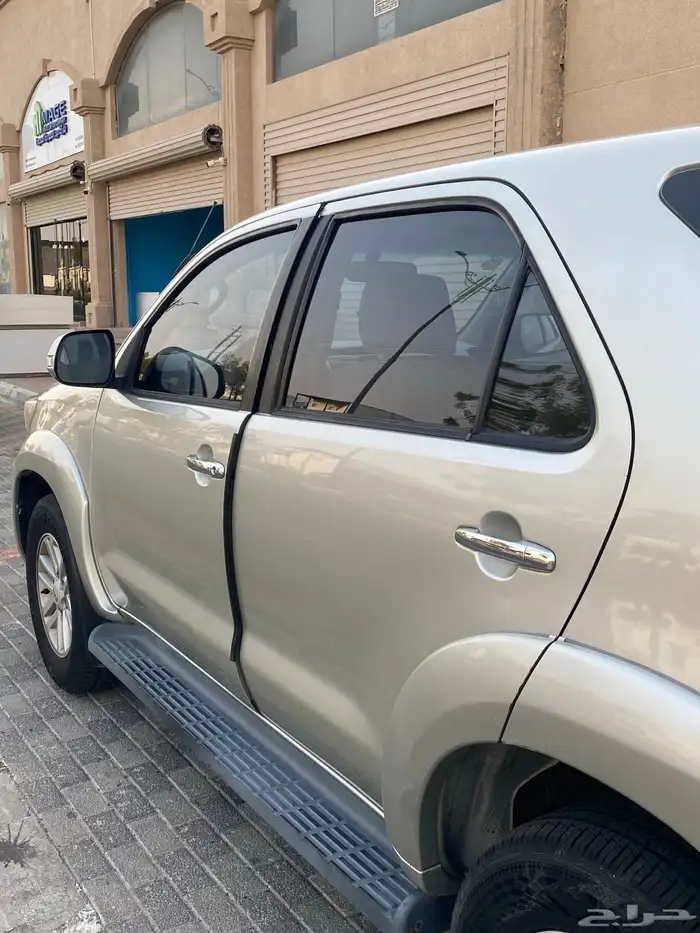 فورشنر 4 سرندل دبل نظيف جدا موديل 2014 7