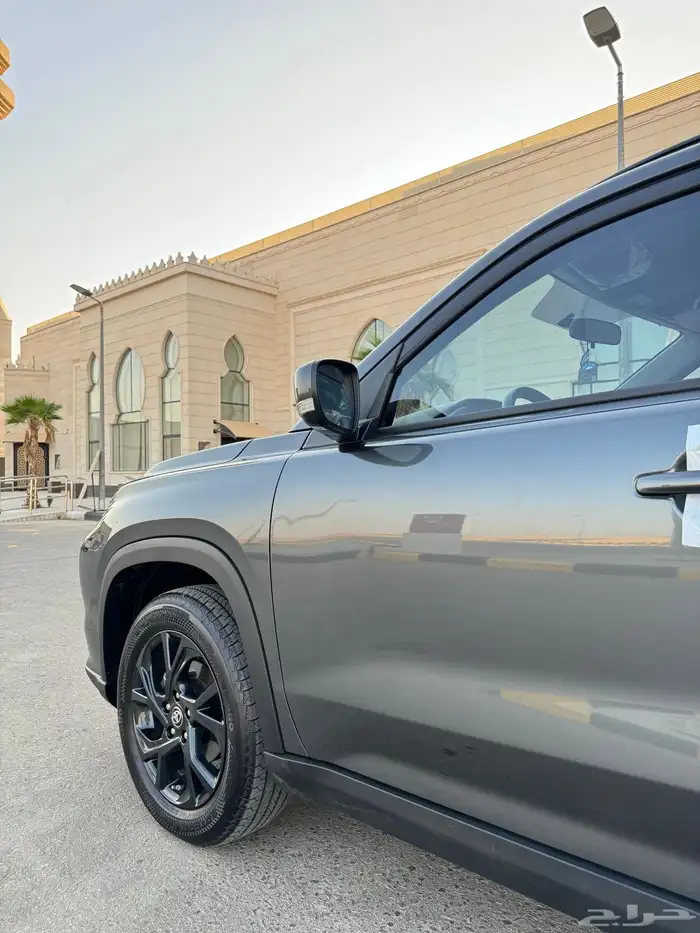 اوربان كروزر 2025 شبه الاصفار 42