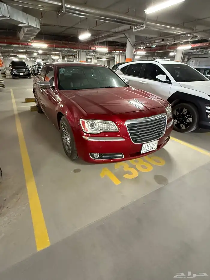 كرايسلر 300c 2014 همي5.7 نظيف مالك اول 7