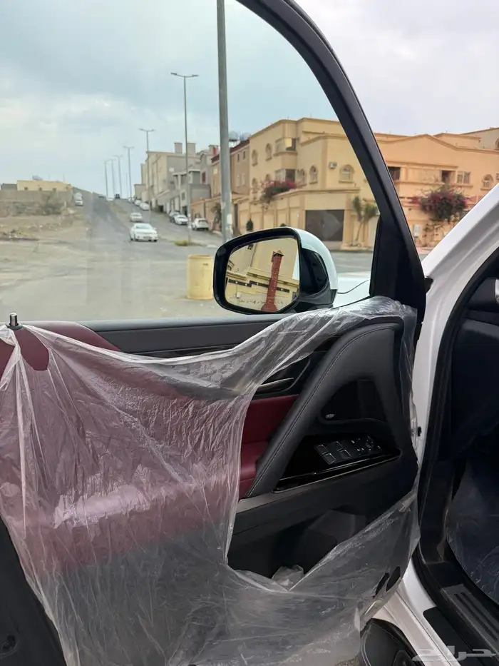 لكزس LX600 2024 فل كامل عداد 84 الف وكالة شرط 23
