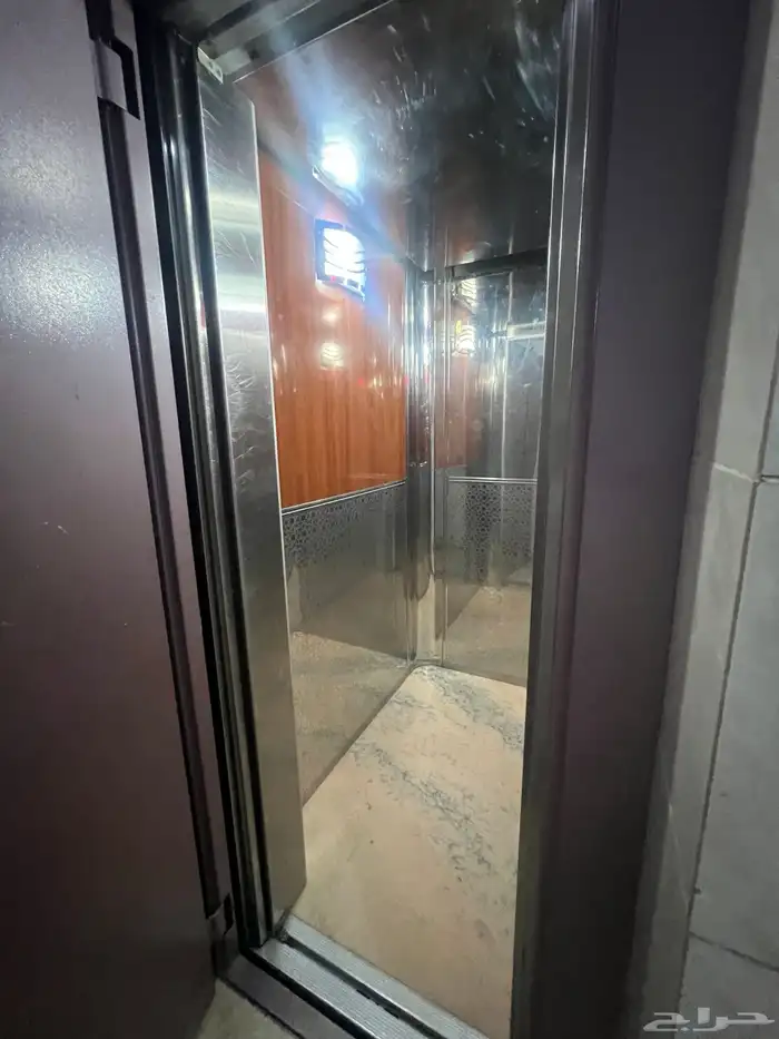 شقة فاخرة للإيجار السنوي حي المروة 4