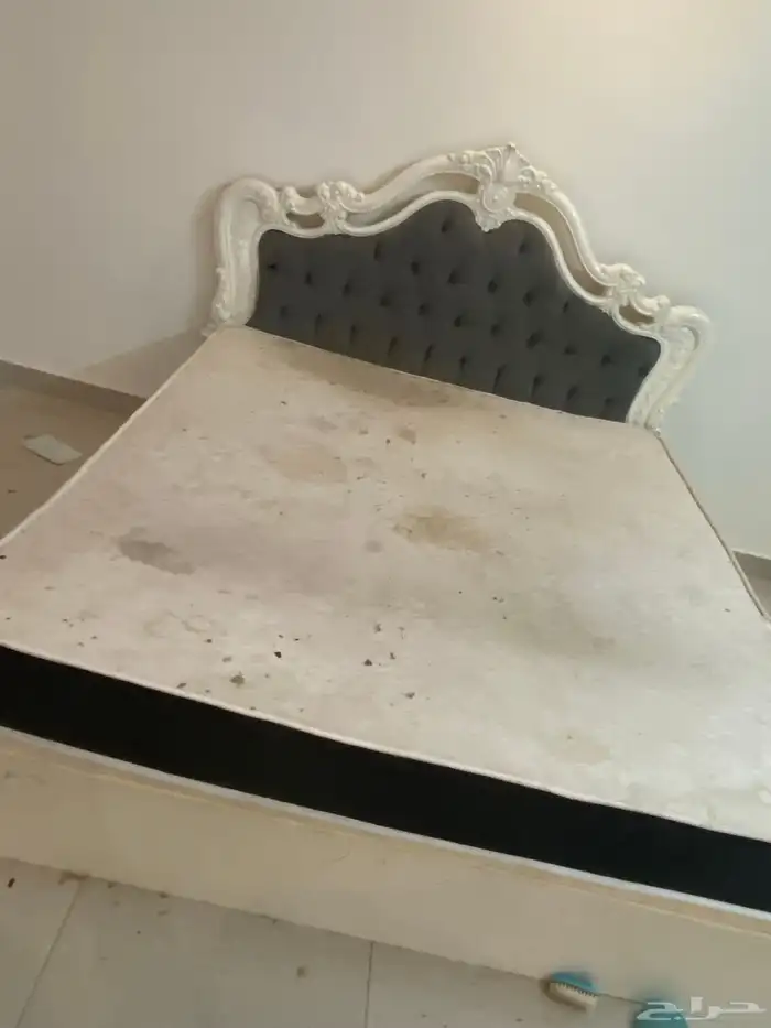 كنب وستاره متكامل وسرير فقط للامنه الكنب يبي له تنضيف فقط ج 1