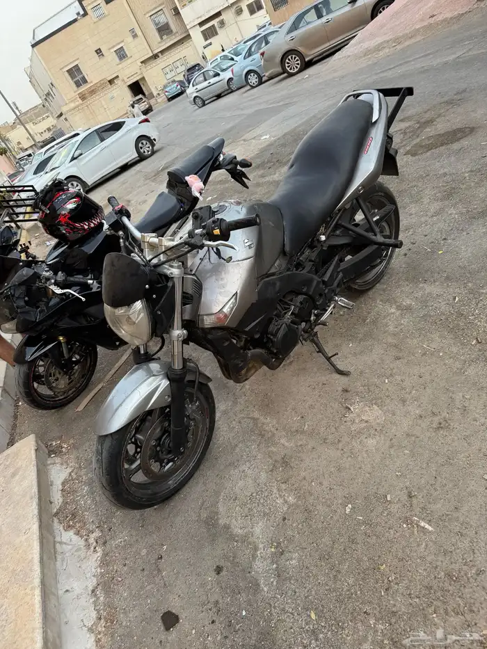 دباب سوزوكي 750 10