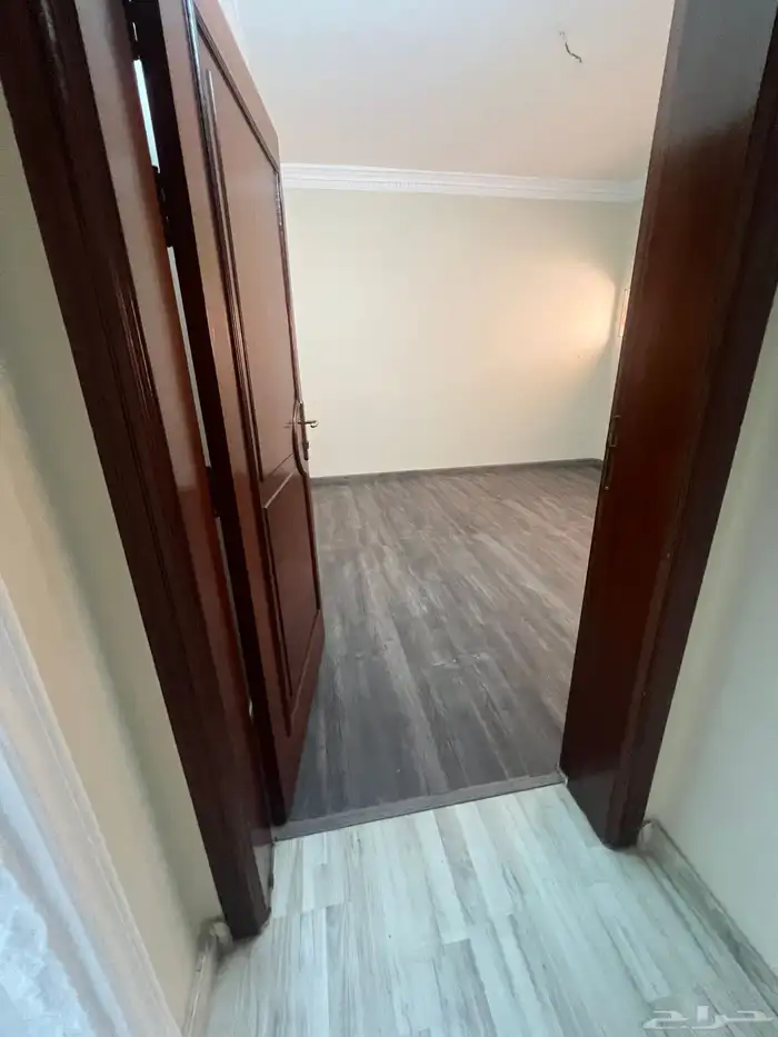 شقة فاخرة للإيجار السنوي حي المروة 12