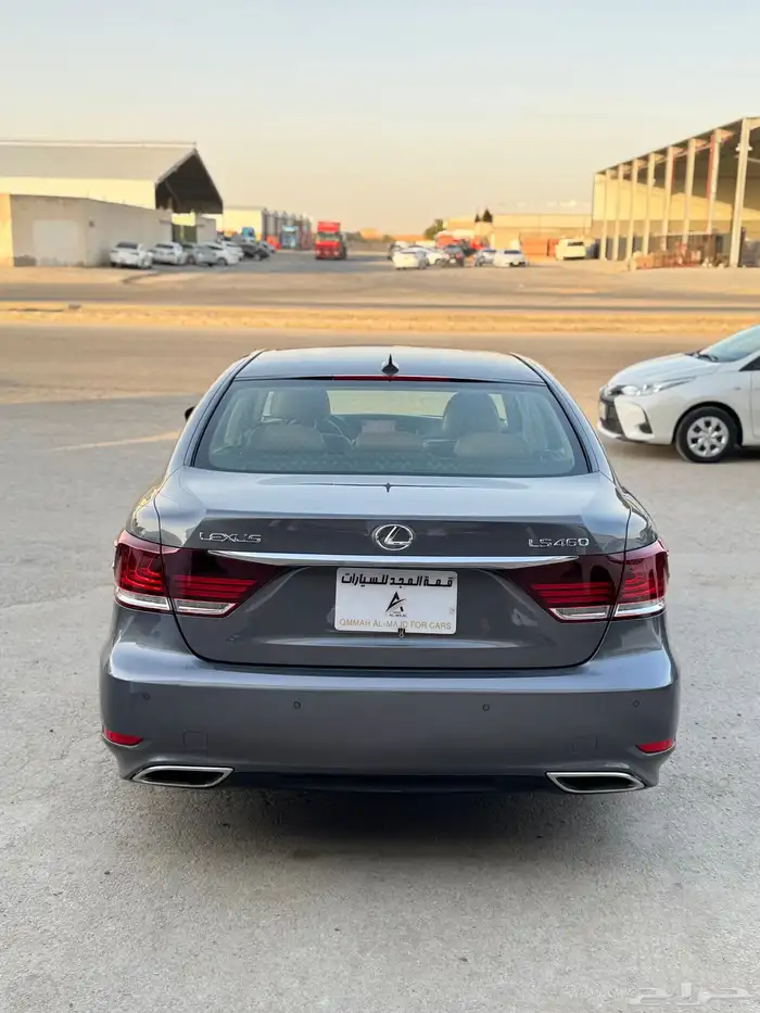 للبيع لكزس 2013 - LS460 - شورت بحالة الوكاله 5