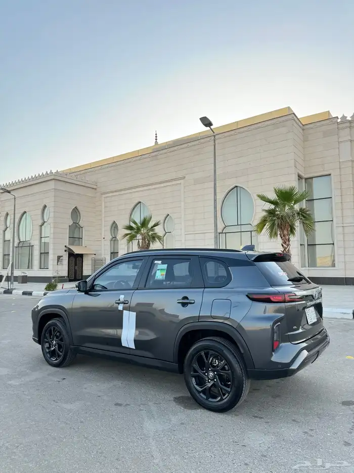اوربان كروزر 2025 شبه الاصفار 11