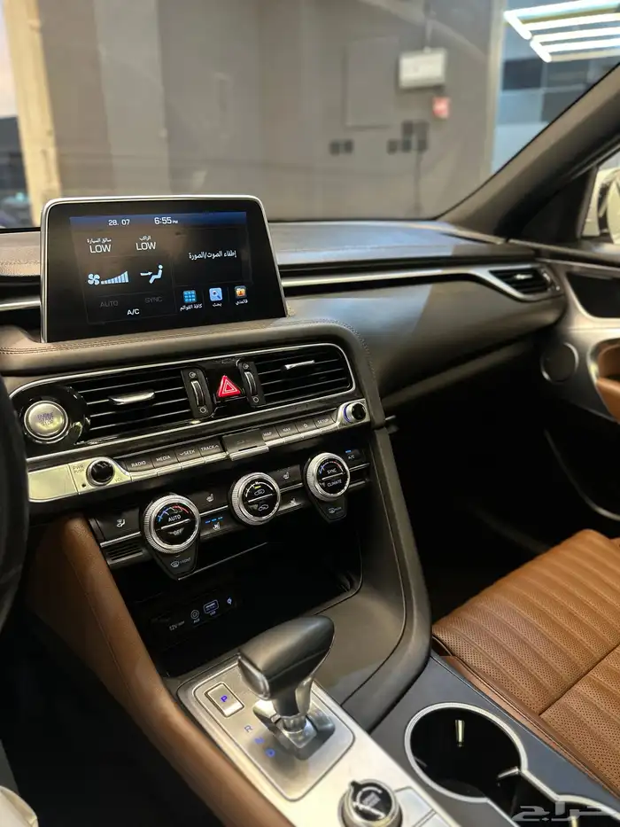 جينسس V6 G70 2020 26