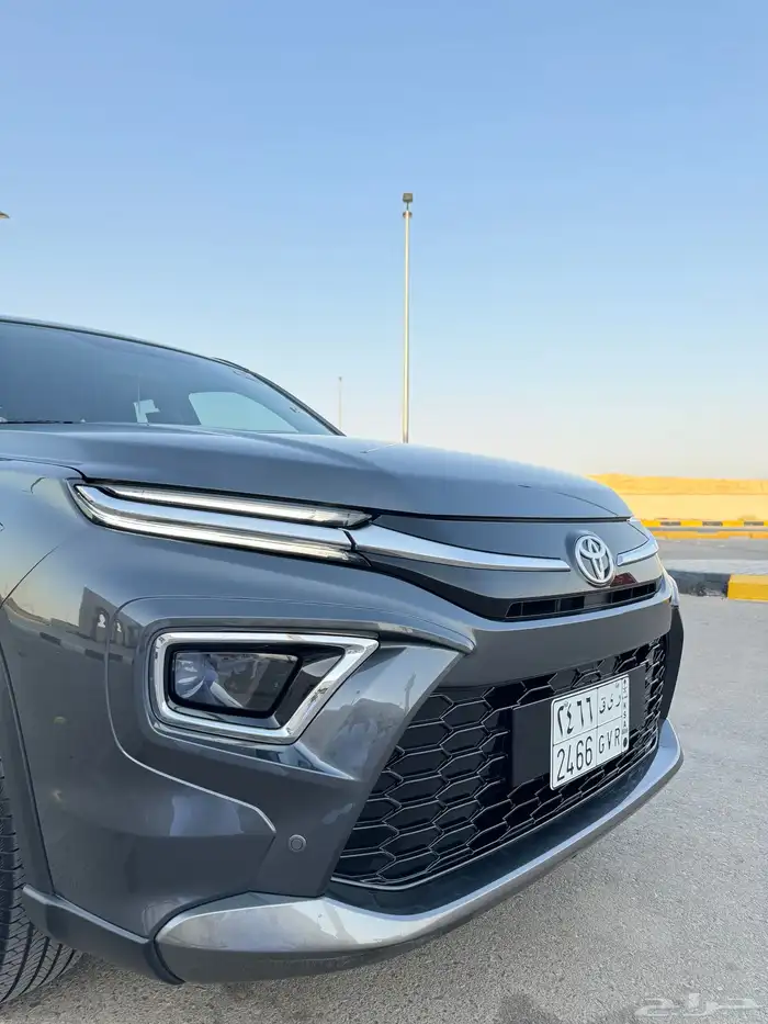 اوربان كروزر 2025 شبه الاصفار 36