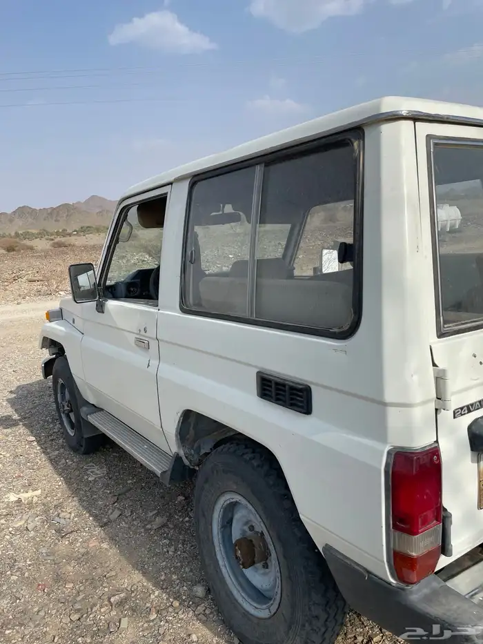 جيب موديل 92 ربع وعشرين بألف 8