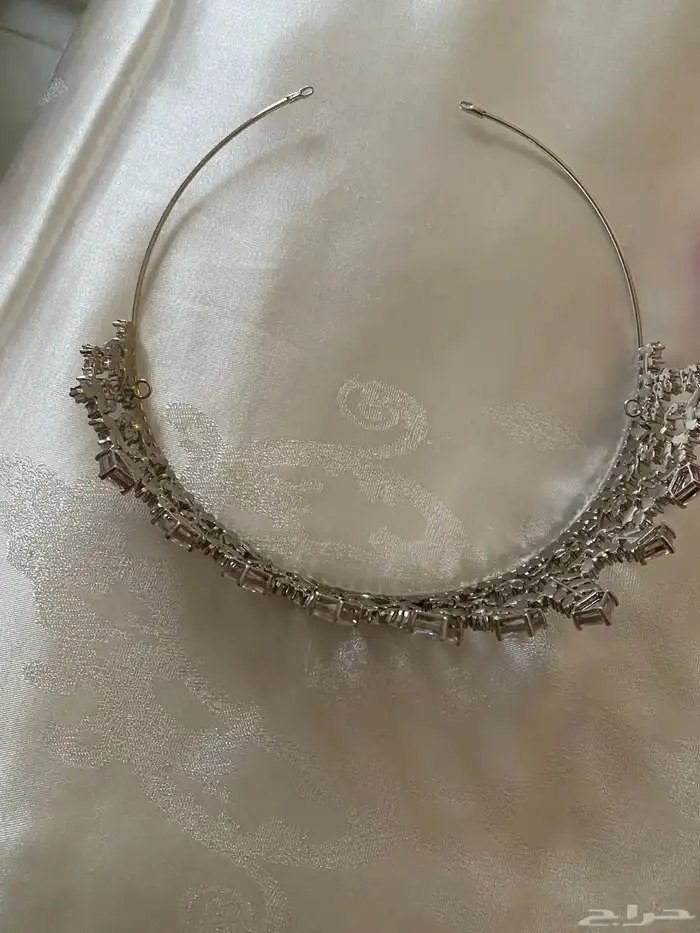 تاج عرائس 0