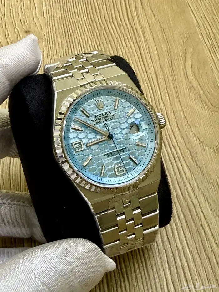 ساعات 14