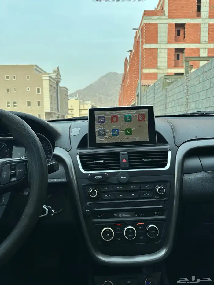 للبيع FAW بسترن x80 مالك اول  كل قطعها المكنيكيه قطع مازدا 20