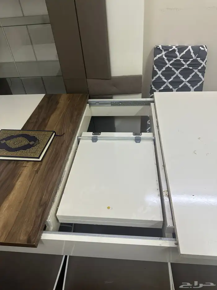 طاولة طعام 2