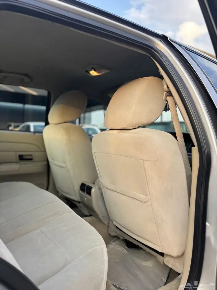 فورد كراون فكتوريا 2011 15