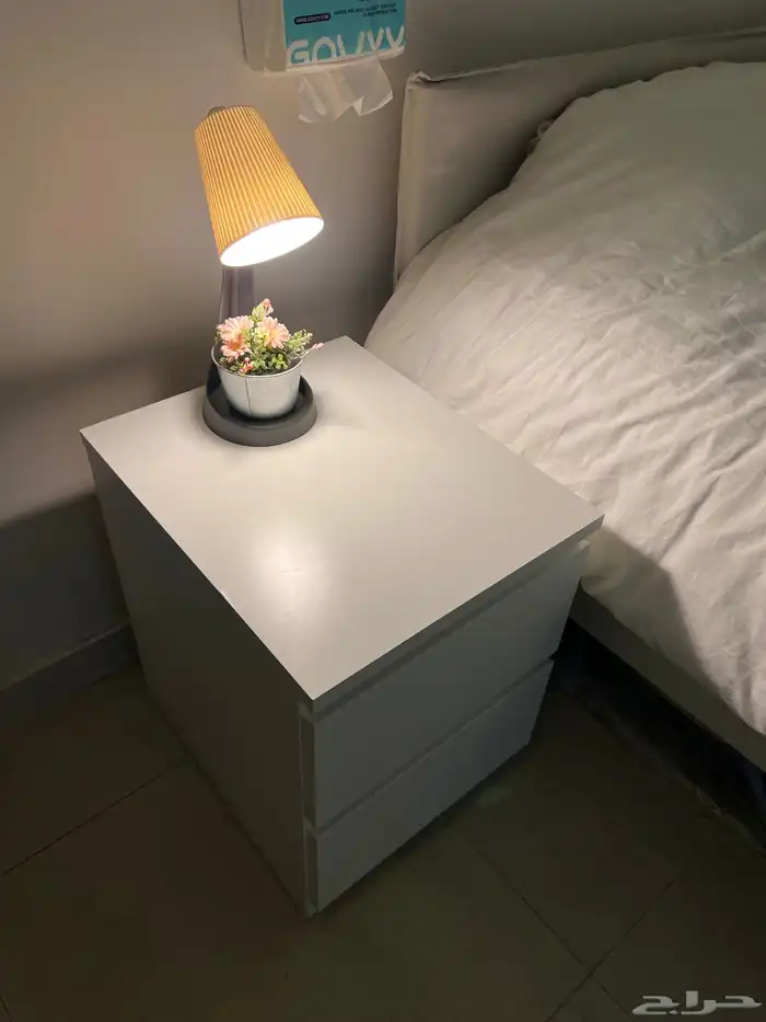 اثاث غرفة استديو للبيع العقيق 0