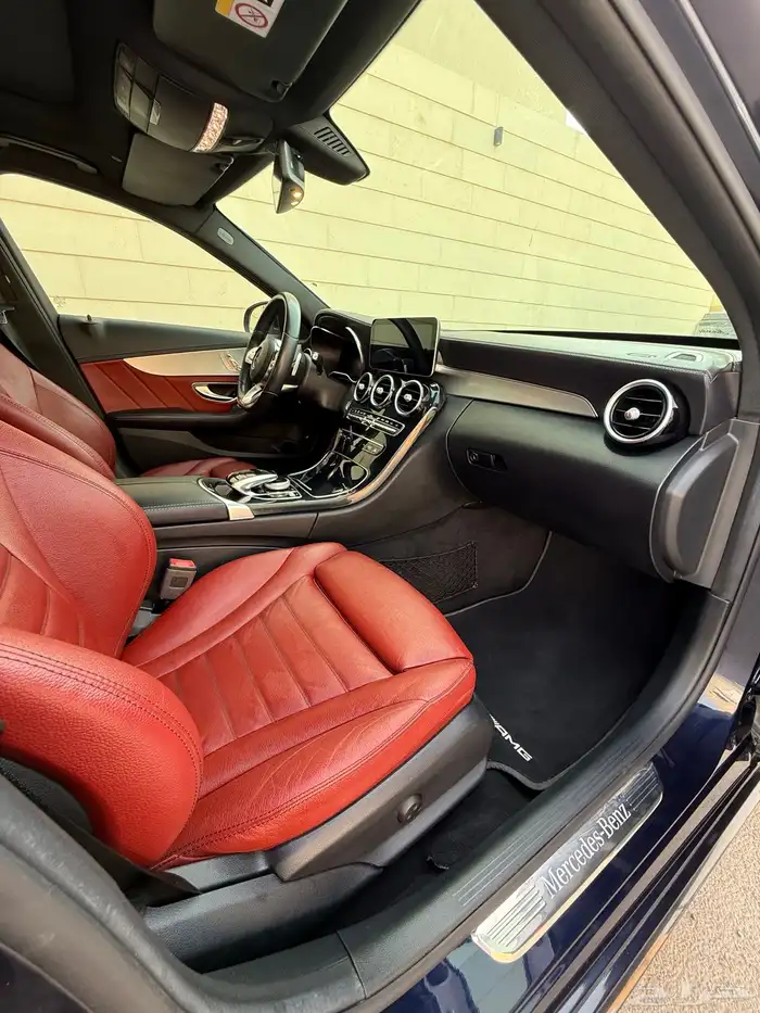مرسيدس 2020 - C200 AMG KIT استخدام شخصي من باب الوكالة 19