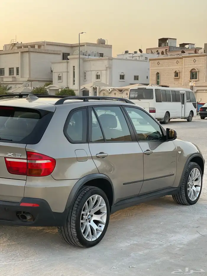 للبيع بي ام دبليو X5 6