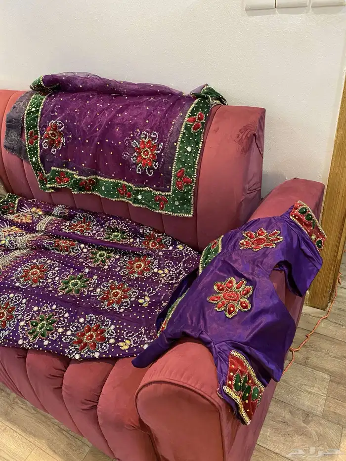 فساتين للبيع 5