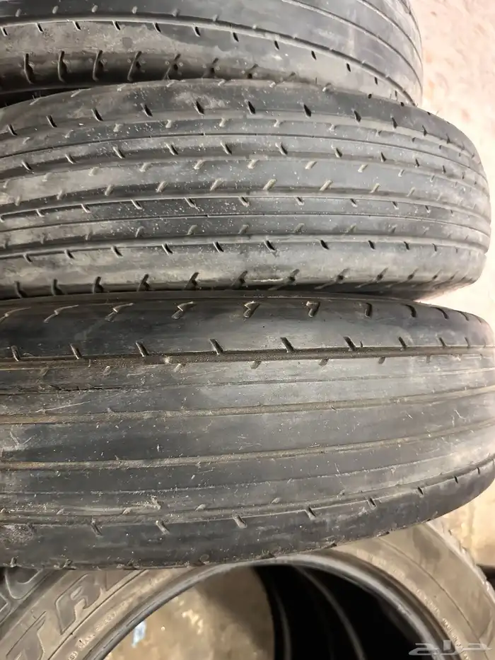 جنوط شنبر شاص مع كفرات دنلوب 225 95 16 5