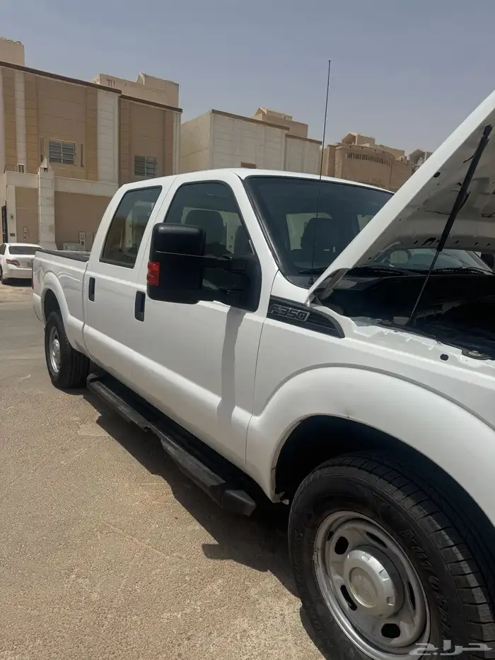 موديل 2013سيارة نظيفه ماشي 120الف كيلوF350 3