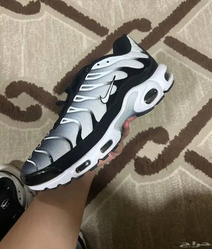 TNحذاء نايك   Nike TN Black and silver 44 2