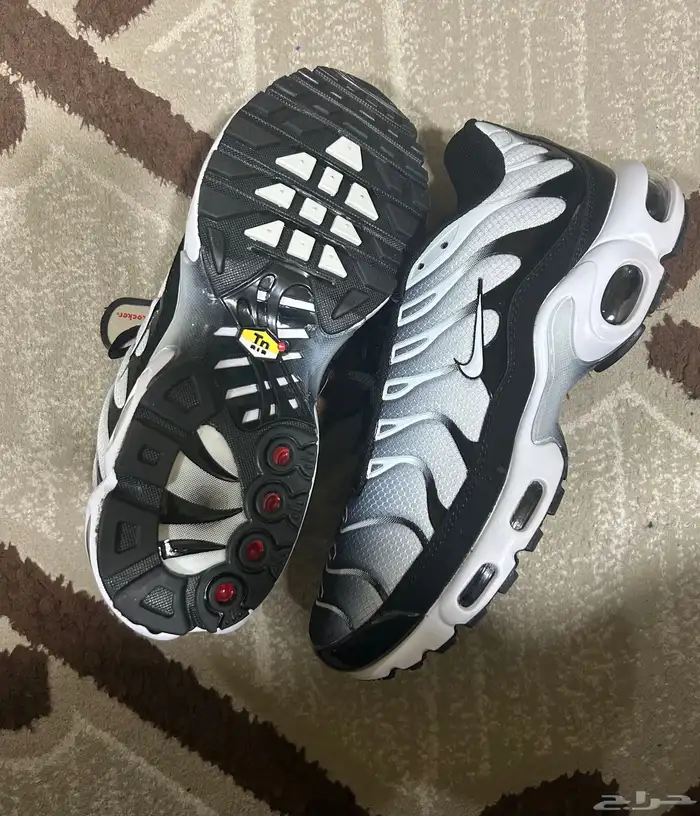 TNحذاء نايك   Nike TN Black and silver 44 3