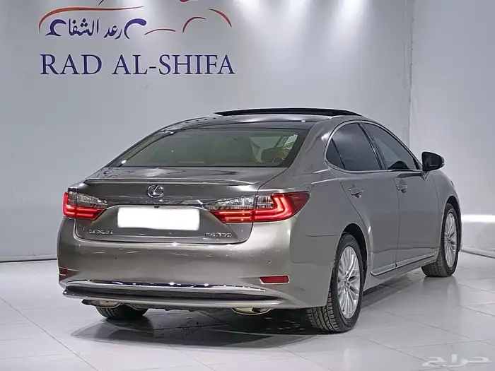 لكزس ES350 2017 نص فل 7