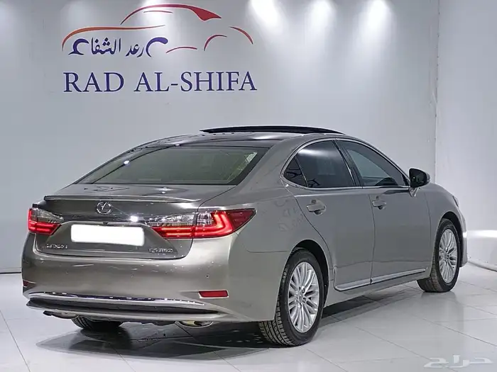 لكزس ES350 2017 نص فل 6