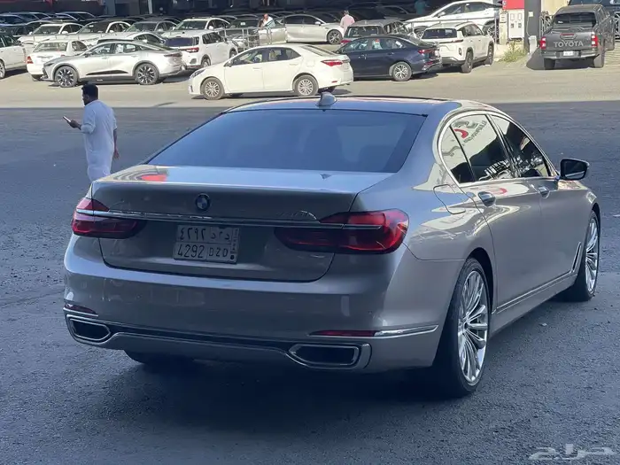 بي ام دبليو 740il 2019 ناغي فل كامل 4