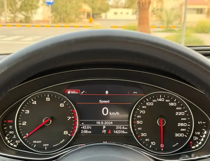 اودي A6 فل كامل 2016 بحالة الوكاله 17