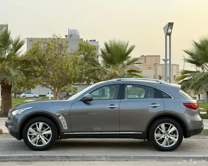 انفينتي QX70 فل كامل للمستخدم 2