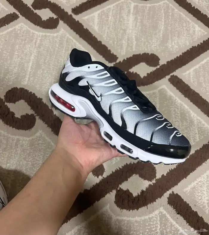 TNحذاء نايك   Nike TN Black and silver 44 1