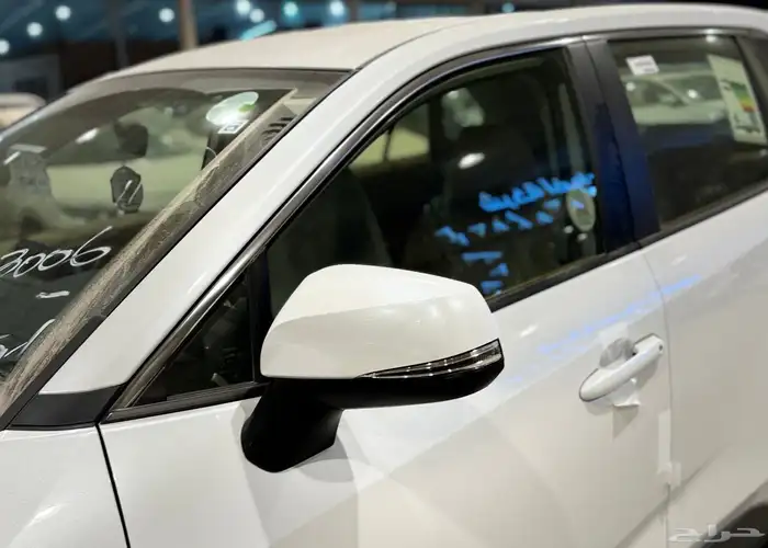 تويوتا راف فور 2025 LE جديد اصفار بأقل سعر 8